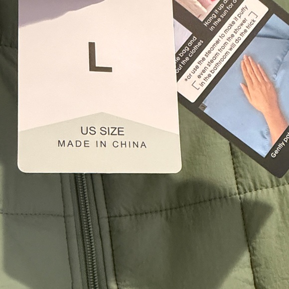 Green Quilted Jacket - Picture 9 of 11